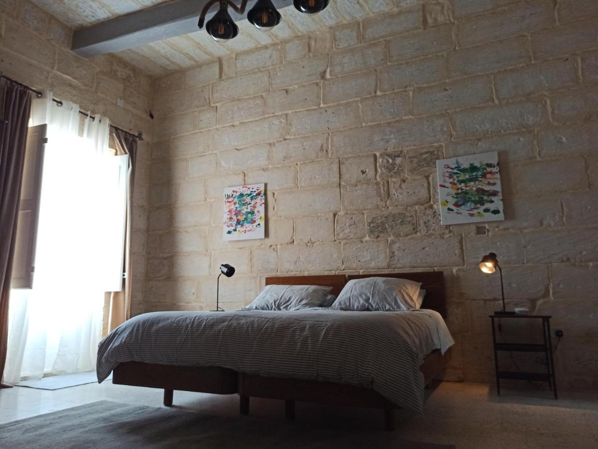 Beautiful Studio Apartment In Qormi Malta Exterior photo
